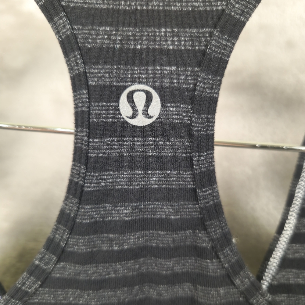 Lululemon Cool Racerback Tank Top Running Workout Sport Size 2 - Picture 3 of 6